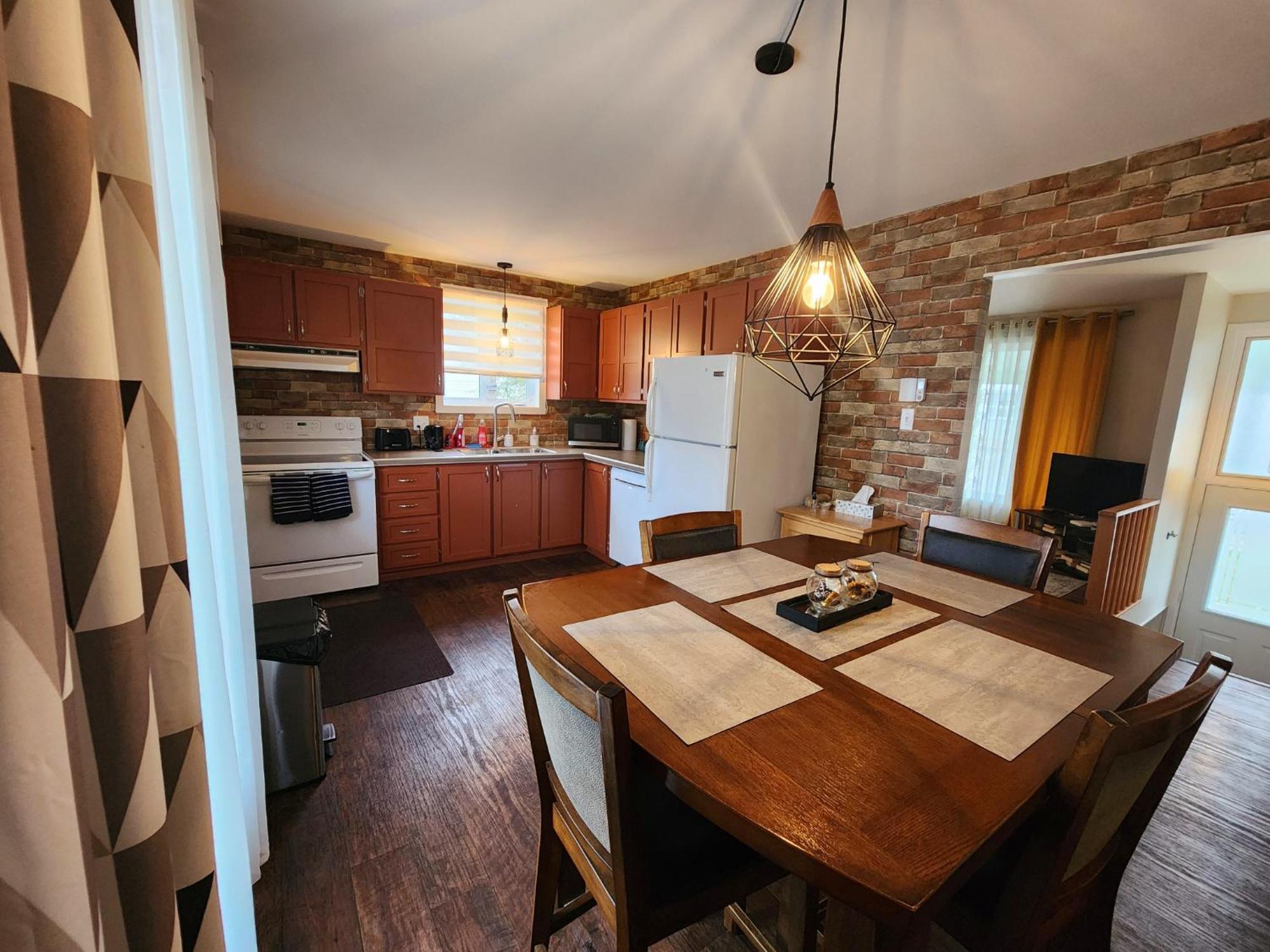 Maison St-Raymond Duplex Matane Eksteriør bilde